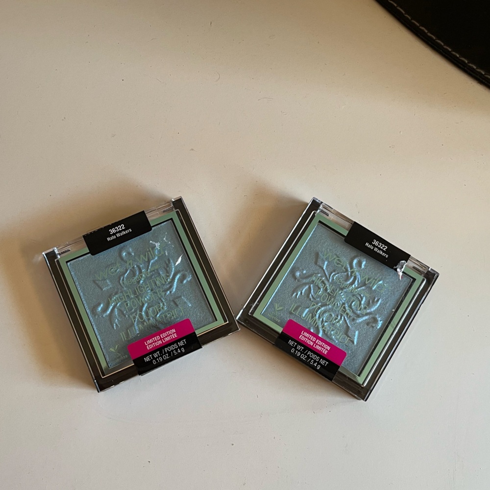 2 New Wet N Wild Halo Walkers Highlighter Megaglow Limited Edition